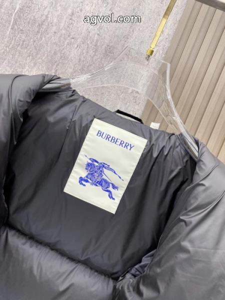 BURBERRYブランド スニーカー 激安ダウンジャケットハイグレード フェミニンな雰囲気 2026最新コラボ 完売間近 2