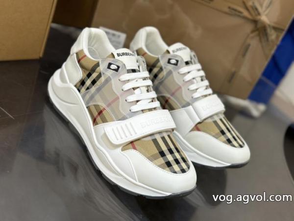 BURBERRY上品で美シルエット 上品保証 2026最新作 2026ブランドスーパーコピースニーカー.. 0
