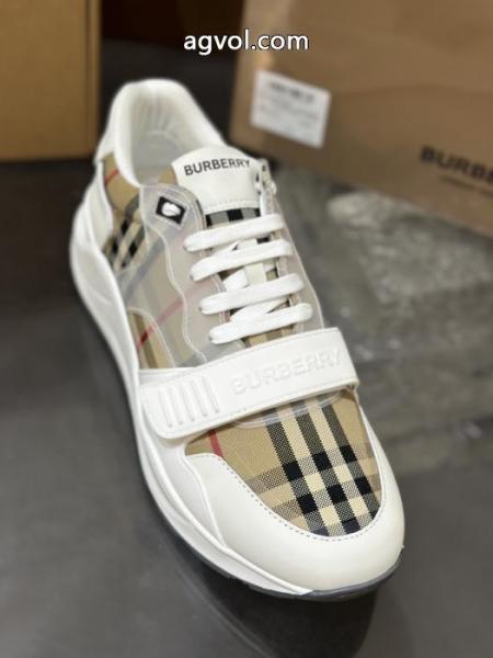 BURBERRY上品で美シルエット 上品保証 2026最新作 2026ブランドスーパーコピースニーカー.. 3