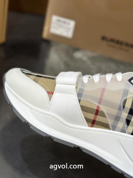 BURBERRY上品で美シルエット 上品保証 2026最新作 2026ブランドスーパーコピースニーカー.. 5