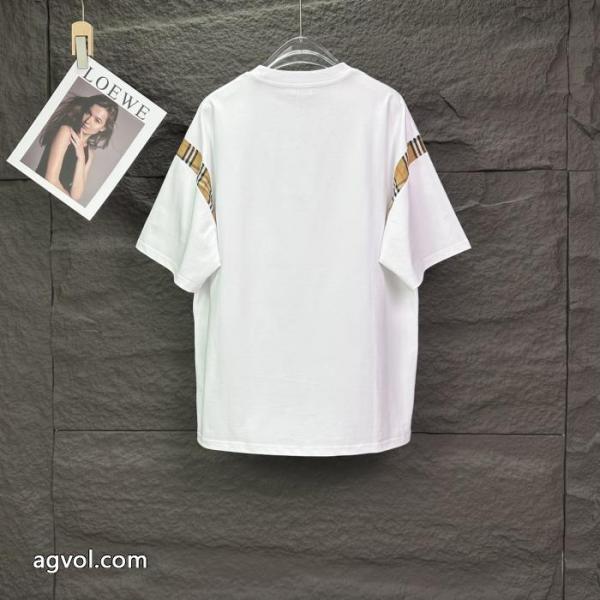 半袖Tシャツブランドスーパーコピー2026男女兼用らしいシルエット 人気新品 人気新品BURBERRY 4
