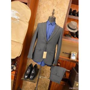 スーパー コピー メンズ新着入荷 軽快に着こなせる 在庫希少スーツBURBERRY..