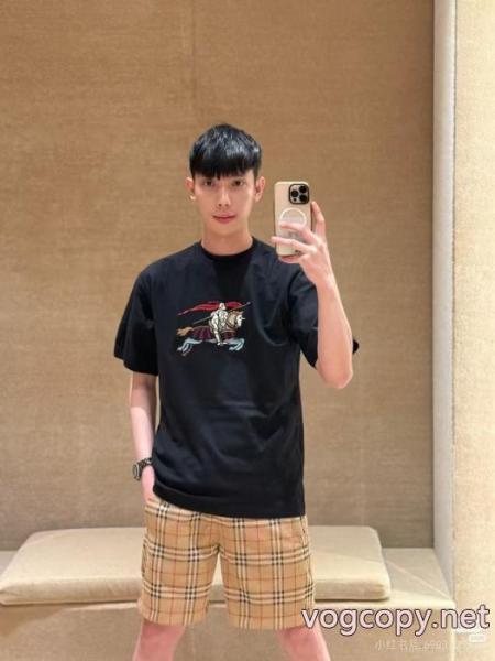 格好良い 2026冬色っぽさ 完売間近超人気BURBERRYt恤ブランド アクセサリー 激安. 4