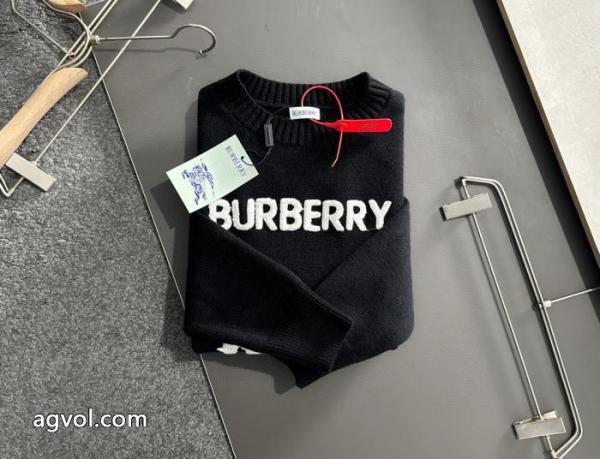 セーターBURBERRYスーパー コピー ブランド 専門店人気新商品 復古風 2026人気商品 1