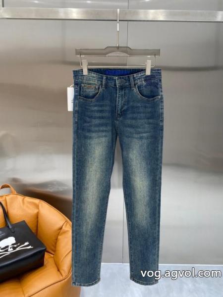 BURBERRY新入荷アイテムの通販 NEW大変素敵 毎日安い値ブランド新作偽 ブランド 販売ジーンズ 0 