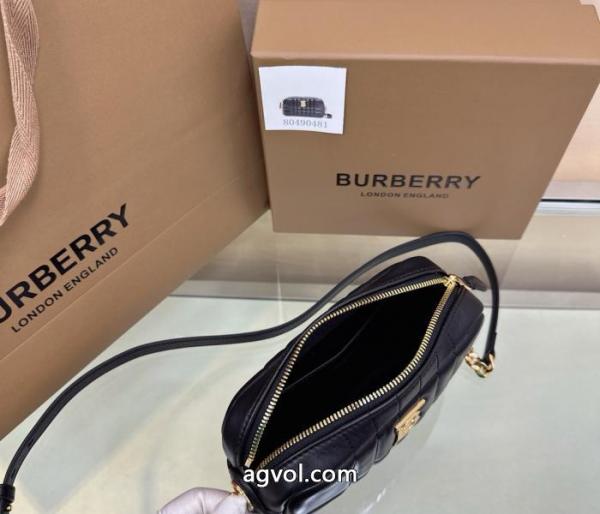 ブランド 通販毎シーズンに活躍する 上質 大人気！ 今年の秋冬コーデに活躍するバッグBURBERRY.. 6 