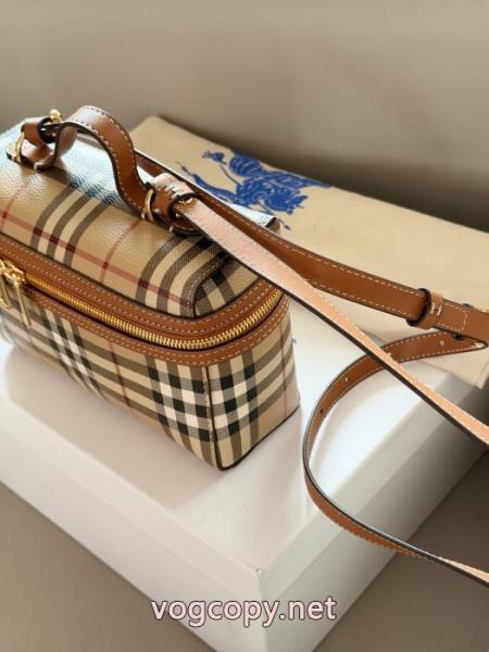 BURBERRYバッグコピー 通販最高級品質の 必要な一品 春先に注目を集める 5