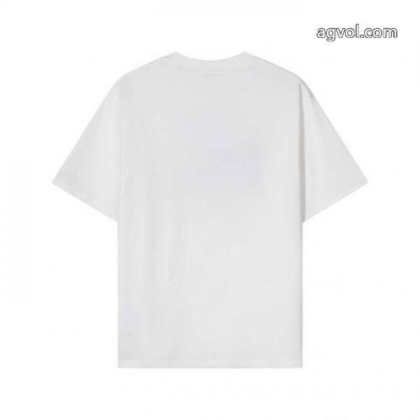 2026季新作品 話題人気商品 260%本物保証ブランド コピー 販売半袖Tシャツバーバリー 1