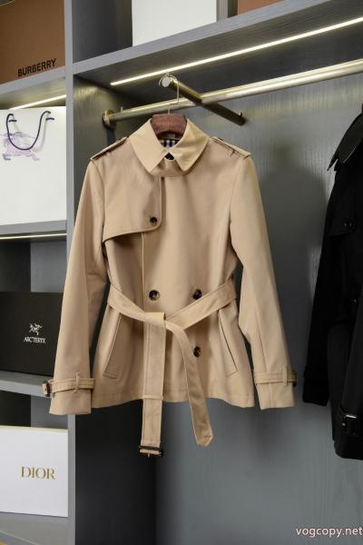 BURBERRY軽くて着心地がいい SALE! 注目度の高いジャケッブランド レプリカ.. 0