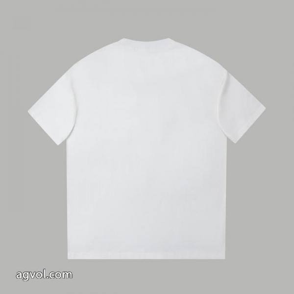 半袖Tシャツブランド コピー 販売店数量限定&最新作 定番人気商品 先行セールBURBERRY 4
