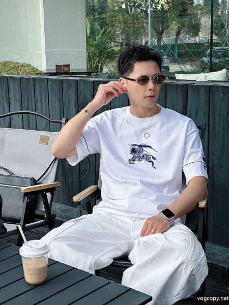 半袖Tシャツブランド 品 コピー抜群の吸汗性 品質高き人気アイテム 大人気商品BURBERRY 0 