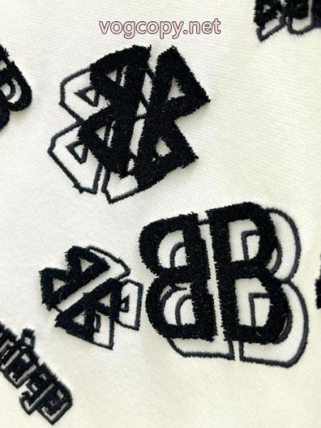 バーバリーこれで決まり 今年マスト 柔らかい雰囲気にまとめてt恤ブランド コピー 着払い. 5