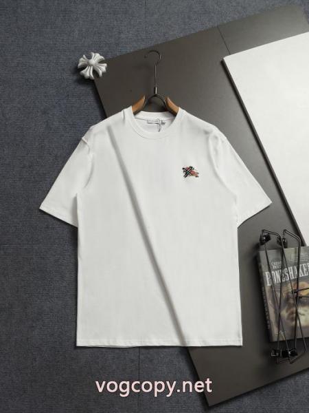完売寸前 希少　2026限定品海外即発 人気アイテムも同時にチェック半袖Tシャツスーパーコピー2026BURBERRY 6 