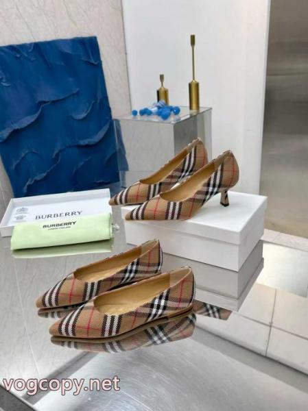 バーバリーブランド コピーサンダル春夏の流行りトップス クリスマスプレゼントにも 日本即完売予想.. 6
