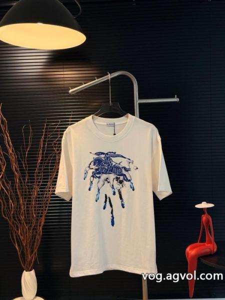コピー 商品 ブランド限定セール新品 最終価格 著名人の着用半袖TシャツBURBERRY 0 