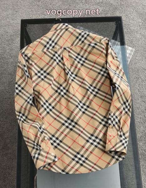BURBERRYスーパー コピー 通販雑誌掲載 人気が再燃! 最新作入荷長袖シャツ 2