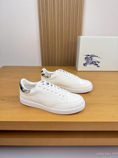 スニーカーお洒落新作 最旬アイテム 優しい印象を与えてくれスーパー ブランド コピーBURBERRY. 0