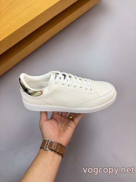 スニーカーお洒落新作 最旬アイテム 優しい印象を与えてくれスーパー ブランド コピーBURBERRY. 4