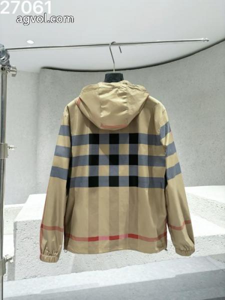 BURBERRY新着アイテム ファッション通販 安い 目玉商品 激安 ブランドジャケット 4