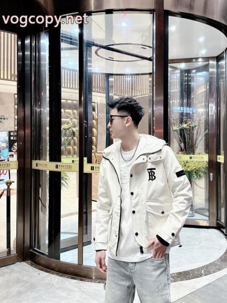 BURBERRYジャケットコピー ブランド 優良エレガンスな雰囲気に 圧倒的な存在感 カジュアル感 1
