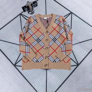 新作コレクション 人気商品登場 人目を引く存在感コートコピー 品 販売BURBERRY