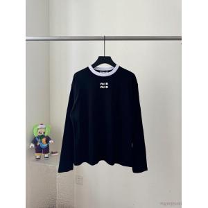 長袖Tシャツトレンドアイテム 即発送可能 優しいのに存在感MIUMIU偽物 ブランド ショップ
