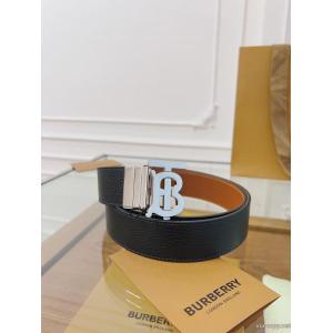 新作可愛い花柄  肌寒い季節に欠かせない 激安通販限定商品スーパー コピー どこで 買えるベルトバーバリー.