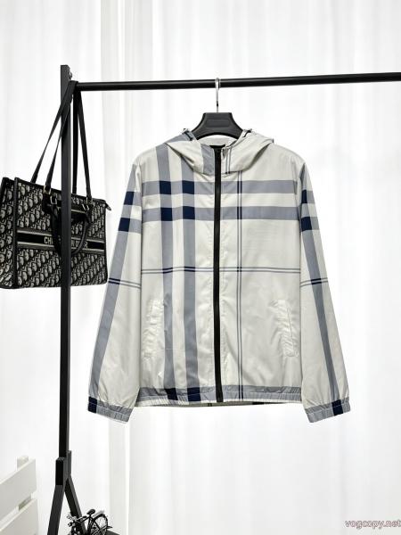 BURBERRY必要な一品 機能性が高い 今、注目なのジャケット激安 ブランド 通販 0 