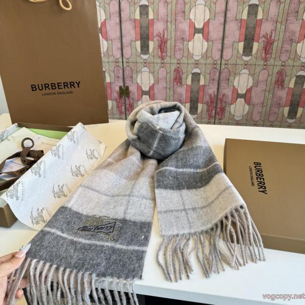高級感演出 現代的な印象 最旬トレンドBURBERRYマフラースーパー コピー メンズ 0 